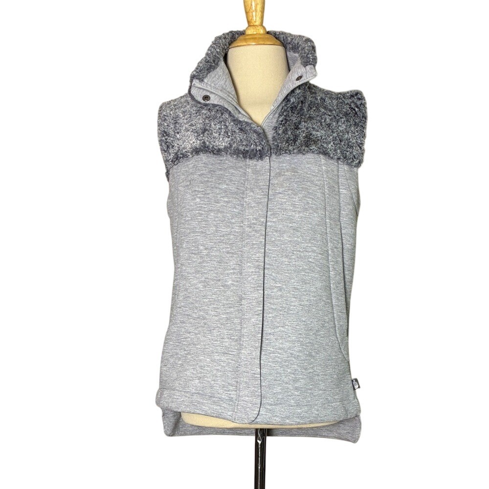 THE NORTH FACE Women Small Grey Cozy Thermal 3D Knit Faux Fur Vest Full Zip Snap